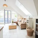 By The Sea 2 Modern Retreat Zingst